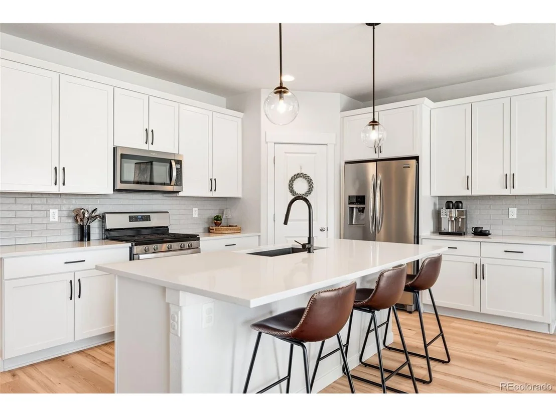 Photo of 353 Mount Rainier St