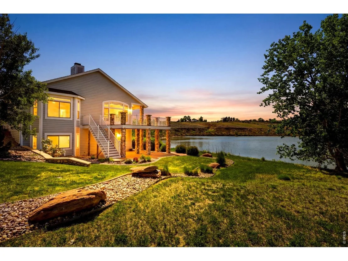 Photo of 510 Lakeside Pl