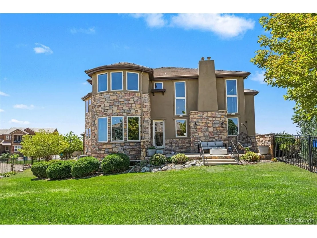 Photo of 15501 Fairway Dr