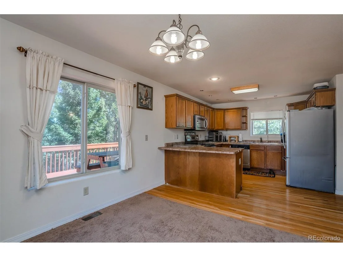 Photo of 31 Spruce Lake Dr