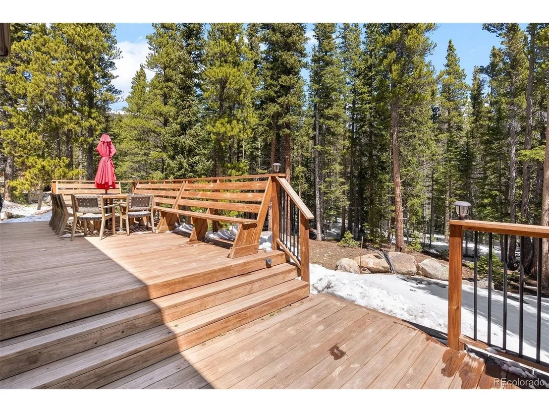 Photo of 400 Upper Forest Rd