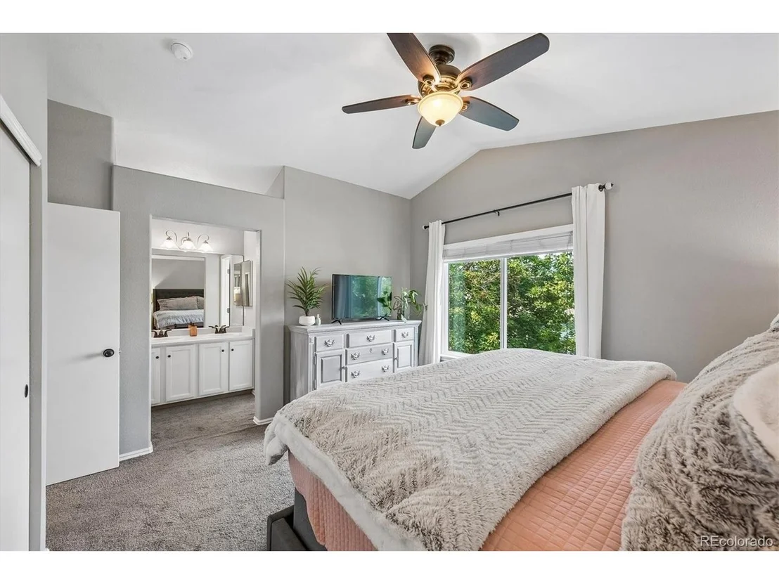 Photo of 16287 Blueleaf Pl