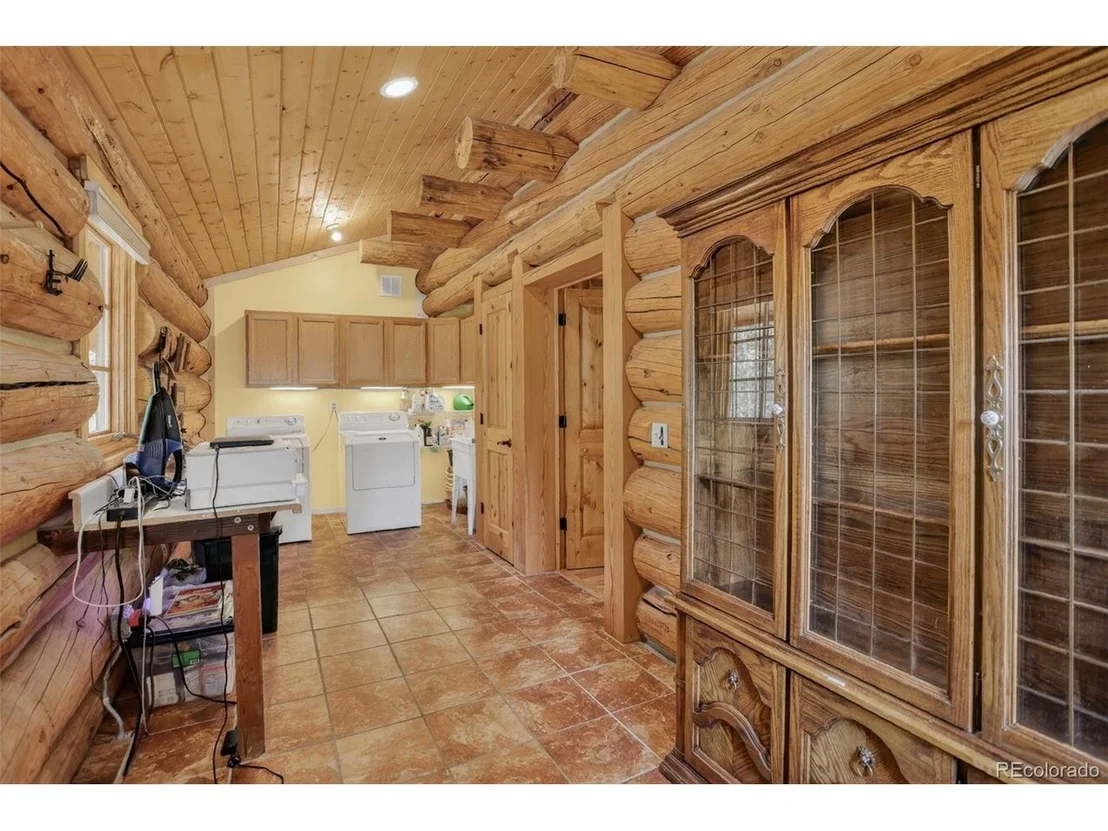 Photo of 261 Pine Dr