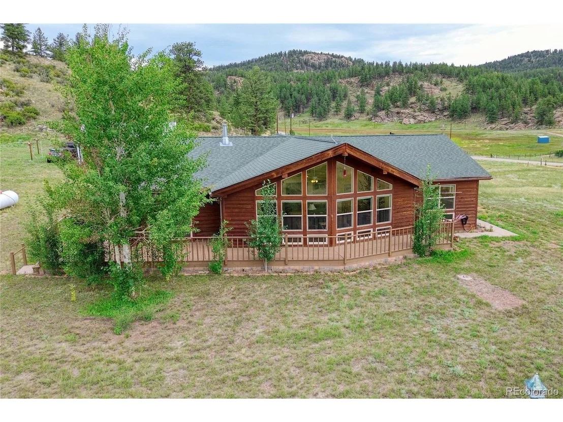 Photo of 38391 County Road 77