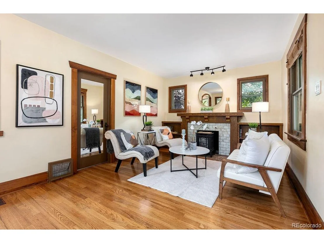 Photo of 3036 W 40th Ave