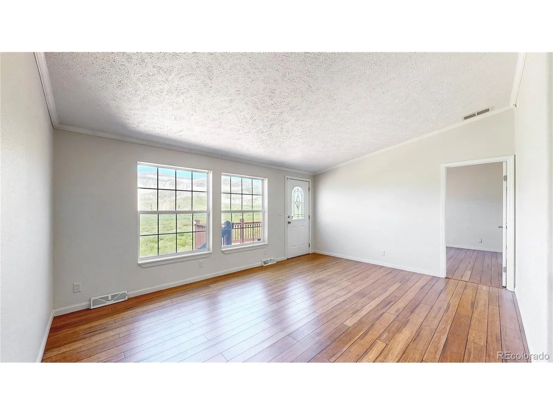 Photo of 5440 County Road 41