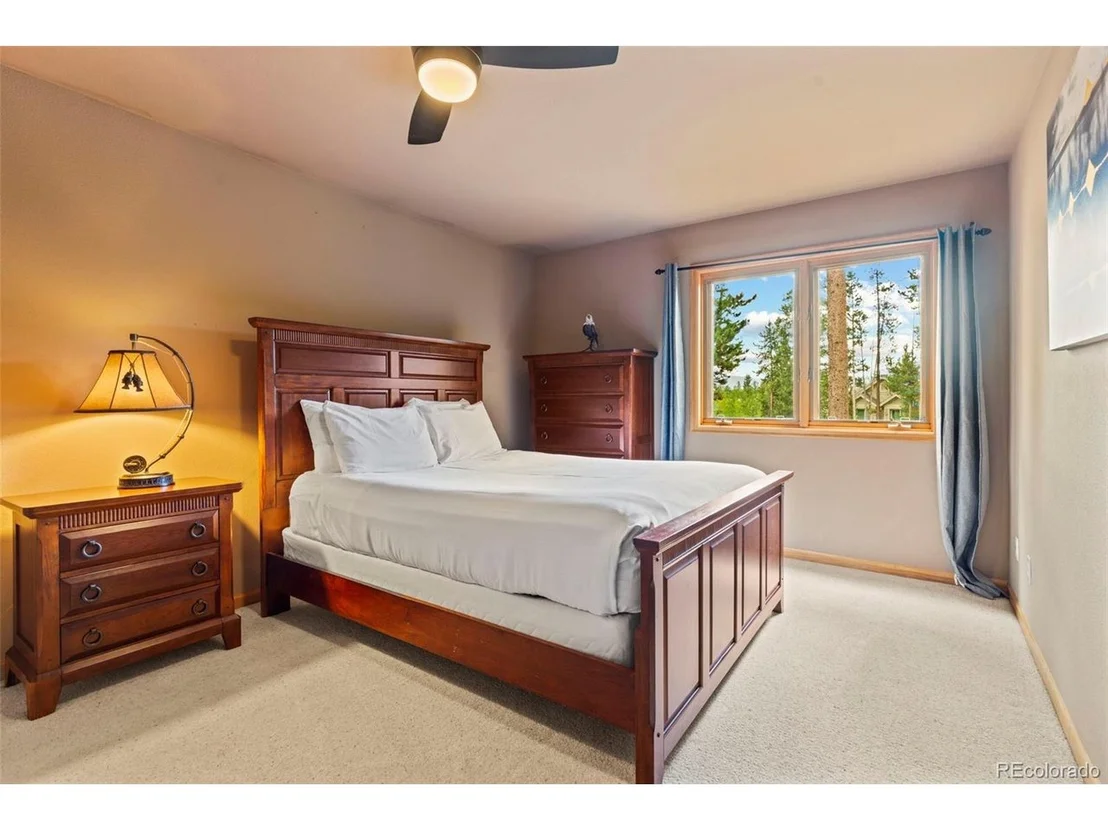 Photo of 395 Black Hawk Cir