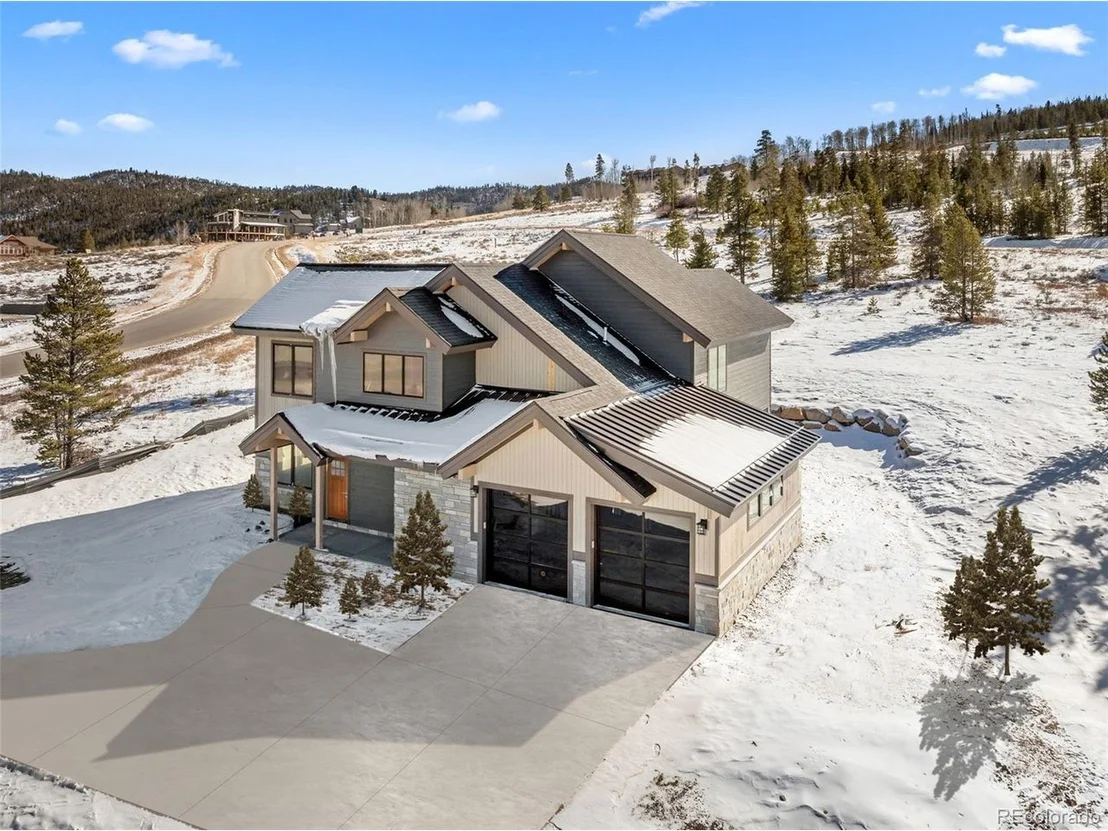 Photo of 90 Cumulus Rd