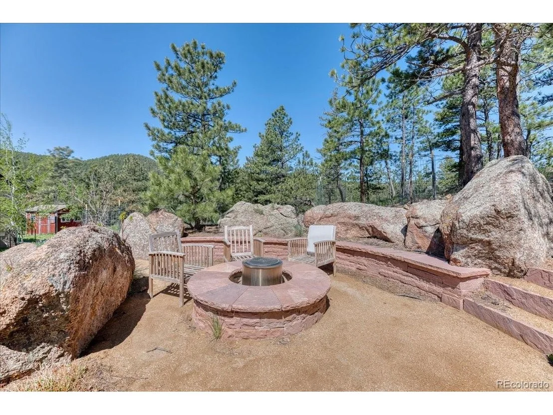 Photo of 1057 Reed Ranch Rd