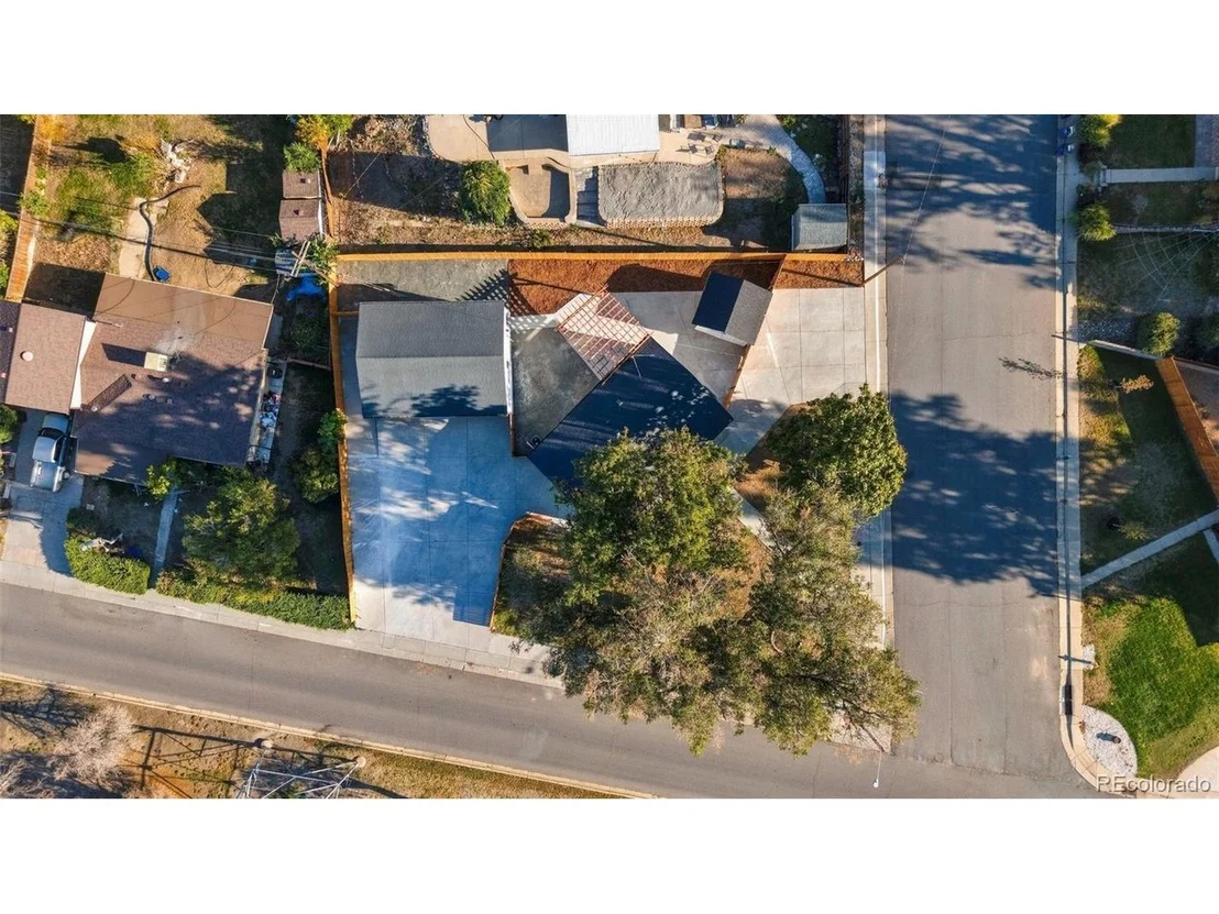 Photo of 5590 Clear Creek Dr
