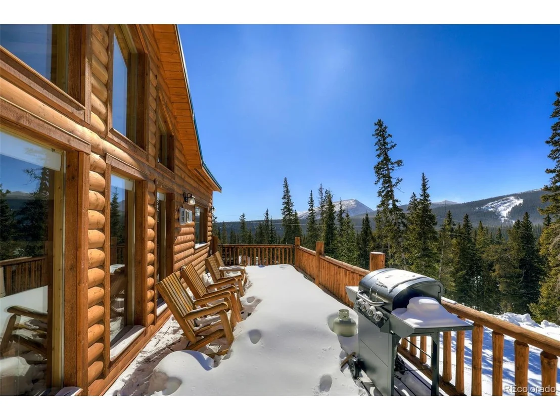 Photo of 207 Pine Cone Way