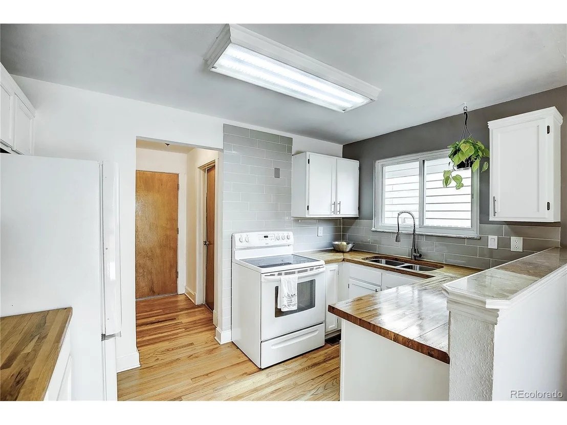 Photo of 5255 W 115th Pl