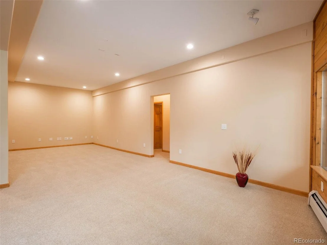 Photo of 225 Bear Claw Ln
