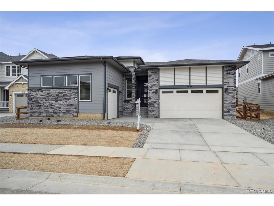 Photo of 5451 Riverbend Ave