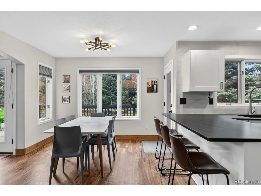 Photo of 1532 Legend Lake Cir