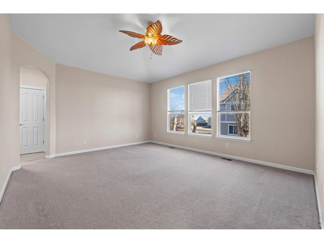 Photo of 512 Tumbleweed Dr