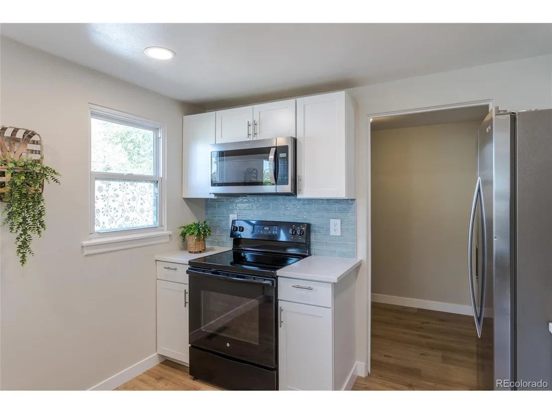 Photo of 6845 W 55th Pl