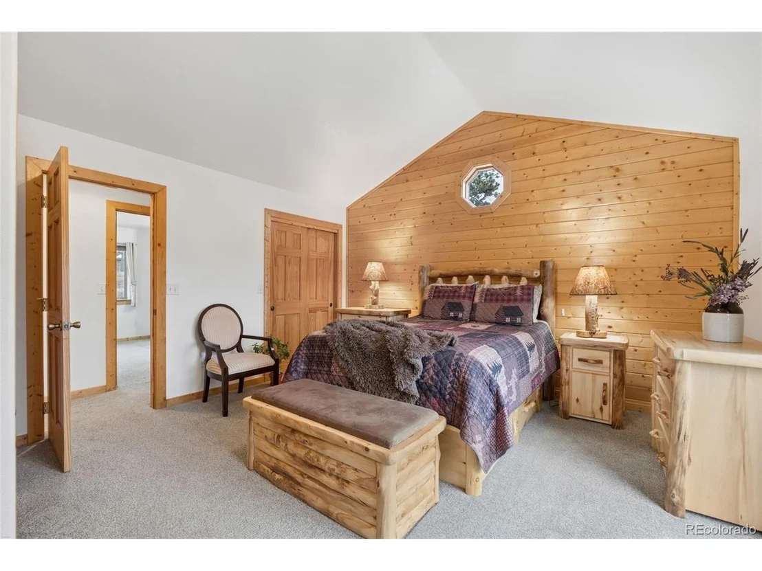 Photo of 34 S Circle Dr