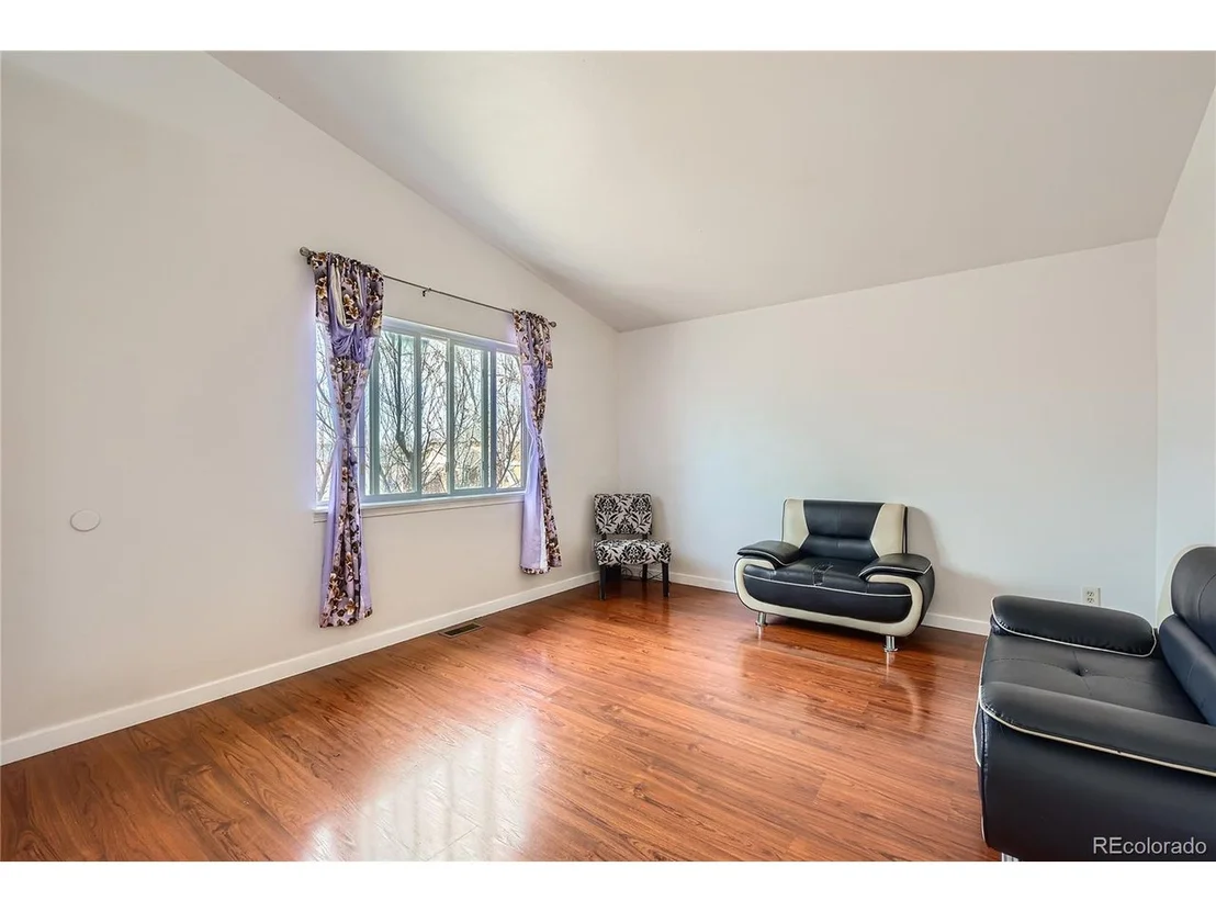Photo of 2232 Ash Ave