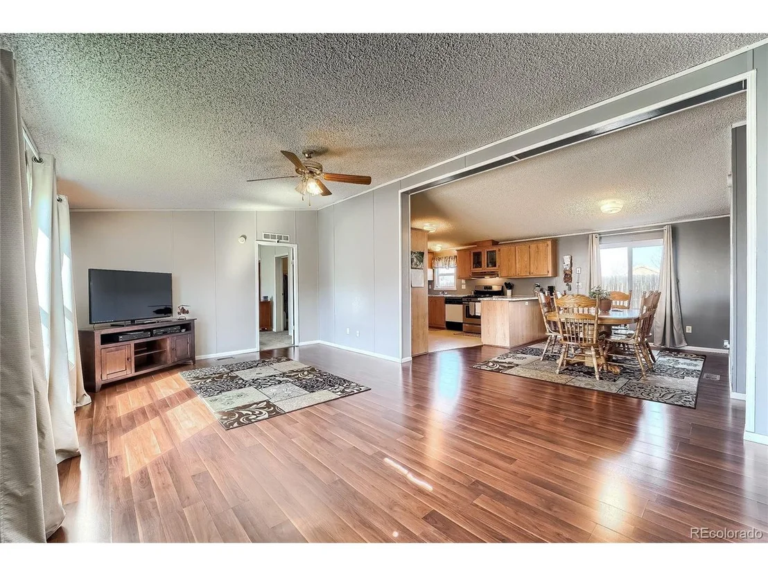 Photo of 215 Elm St