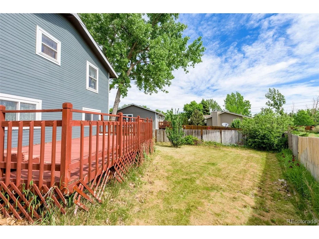 Photo of 8681 Bluegrass Cir