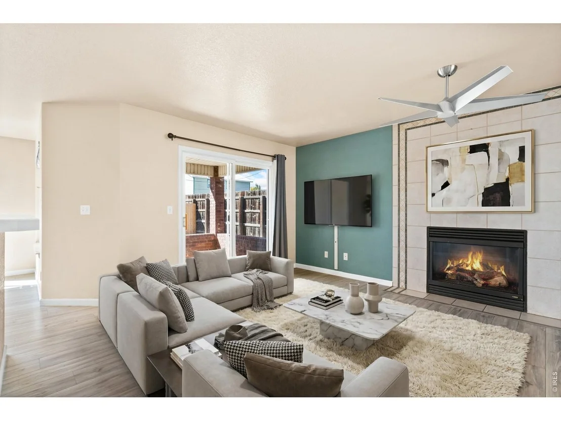 Photo of 300 3rd St