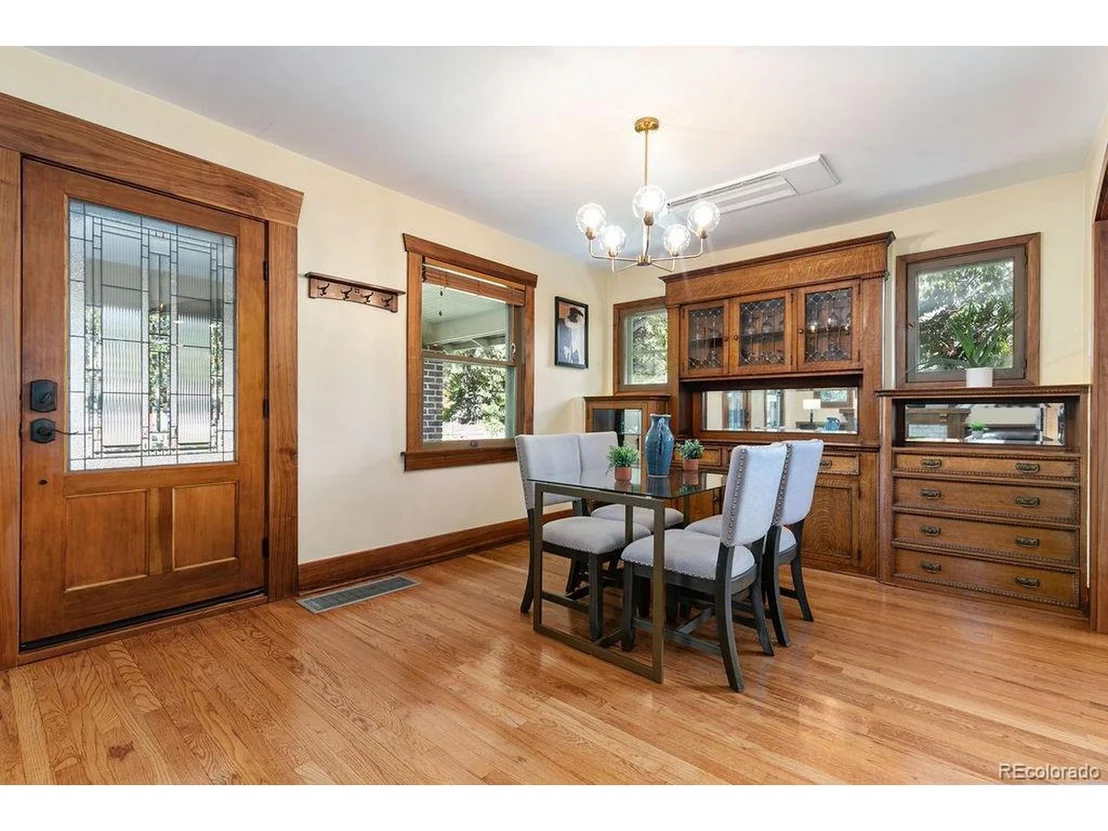 Photo of 3036 W 40th Ave