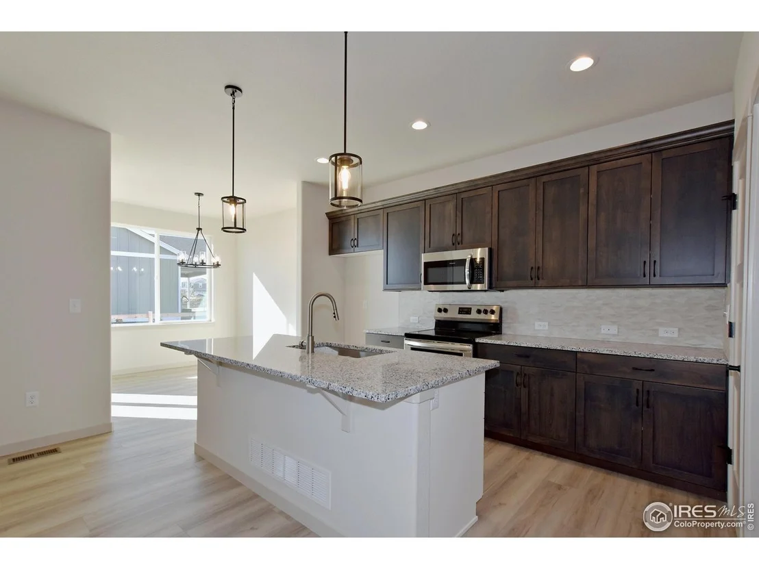 Photo of 120 63rd Ave