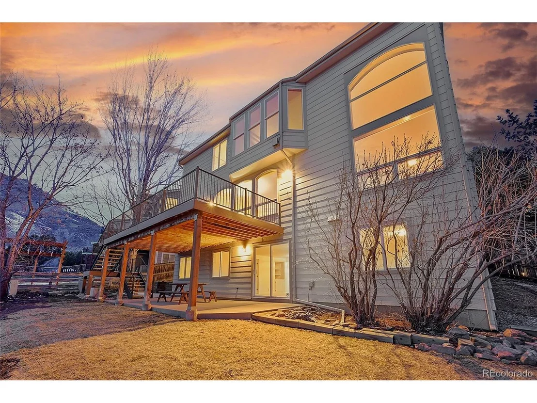 Photo of 439 Canyon Point Cir