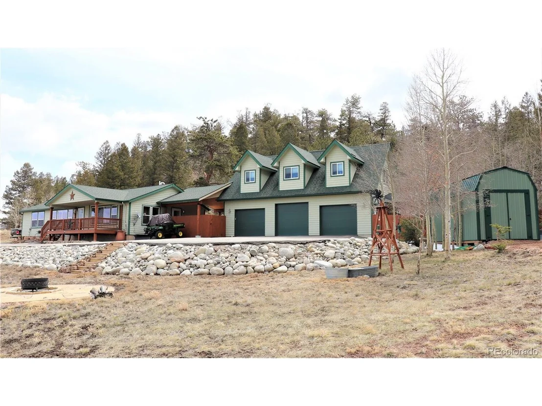 Photo of 1553 Bridle Path