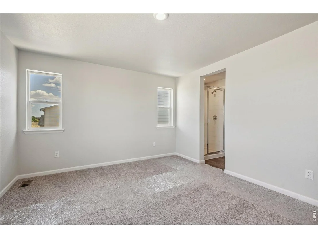 Photo of 822 Kettlepond Way