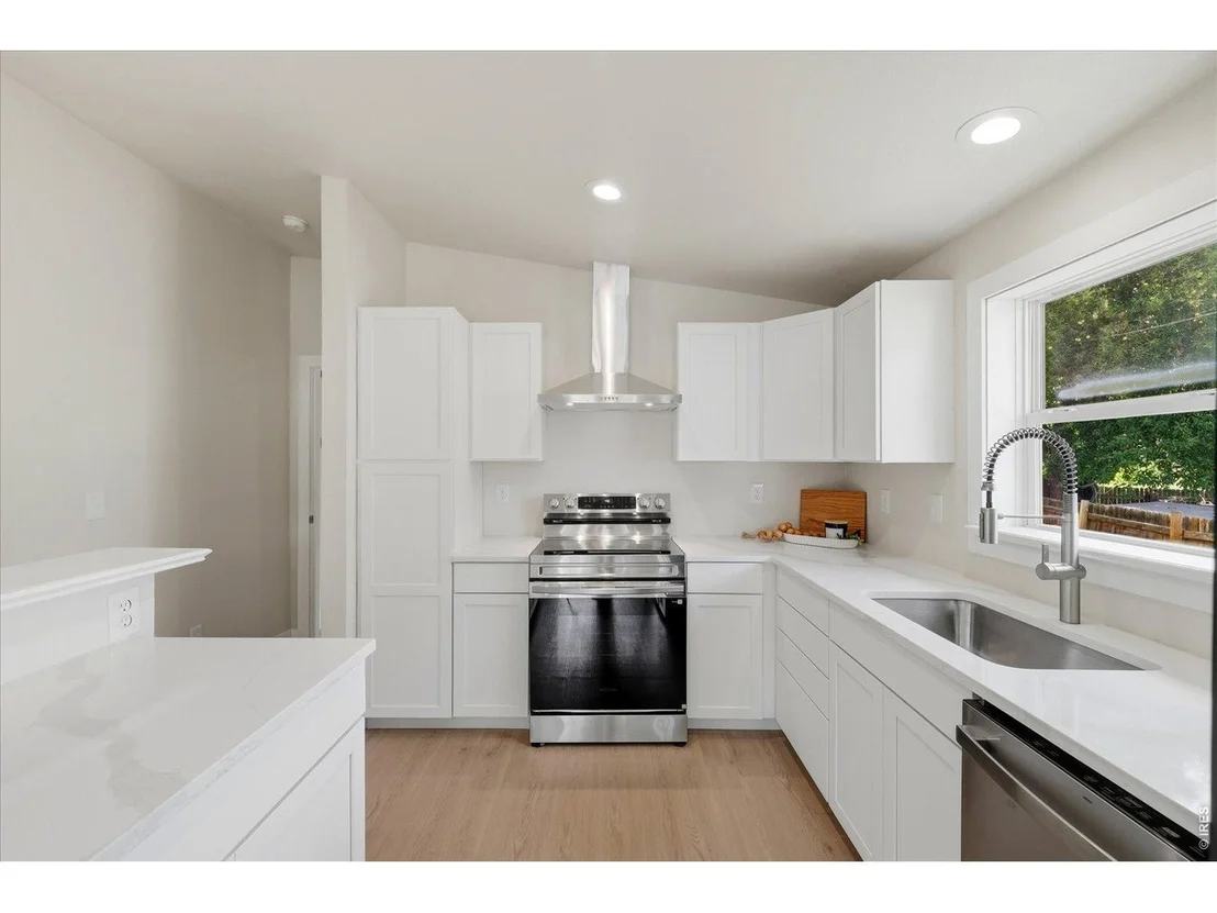 Photo of 131 Wooster Dr
