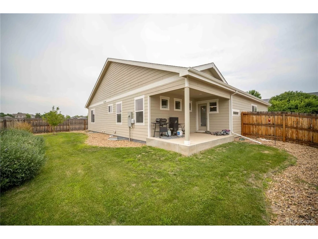 Photo of 5545 Drake Way
