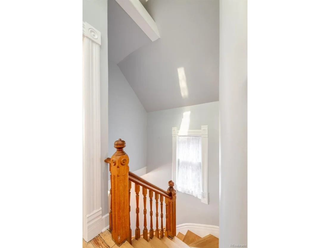 Photo of 3349 Bryant St