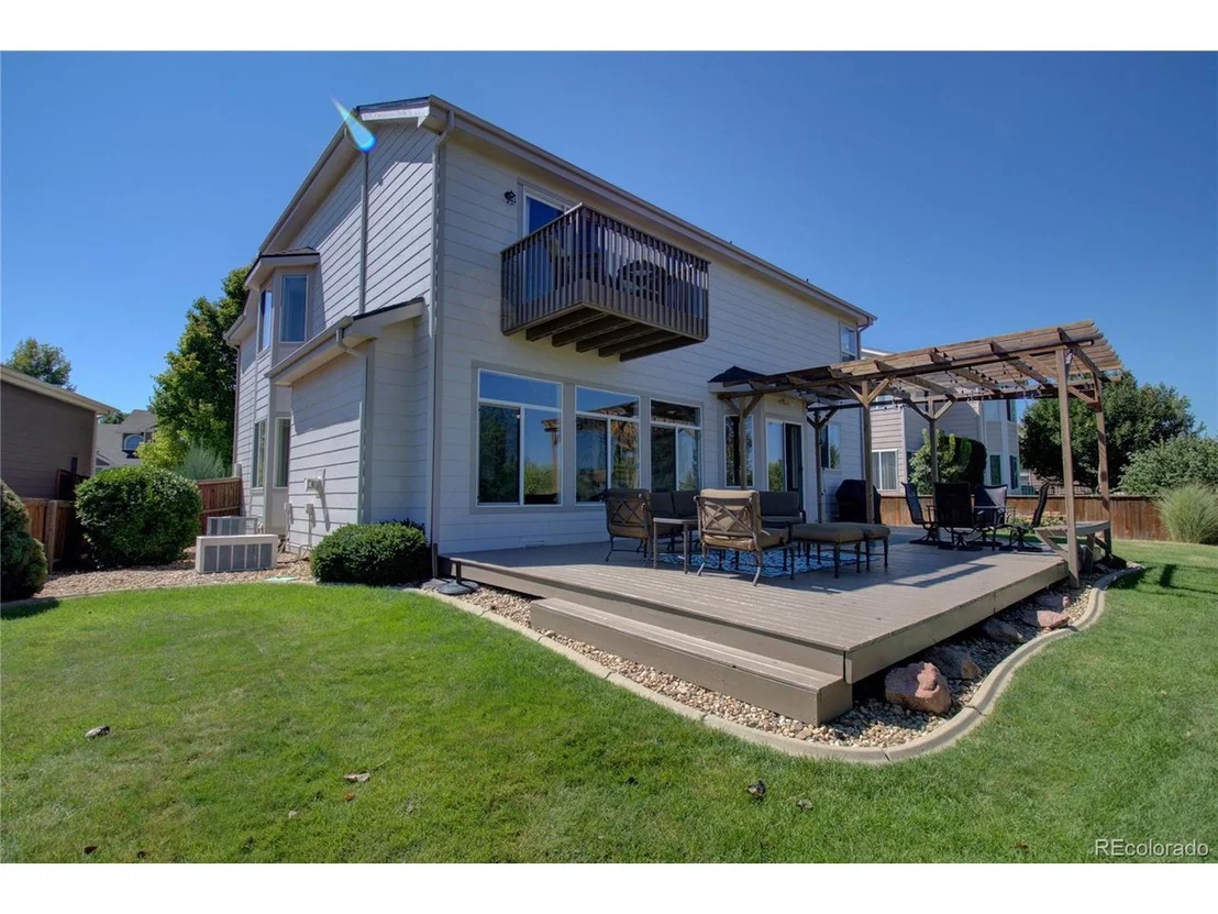 Photo of 646 Clarendon Dr