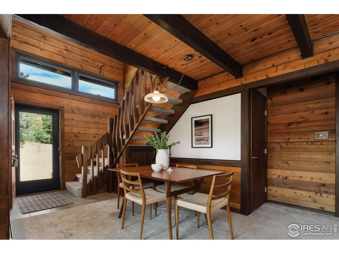 Photo of 604 Bow Mountain Rd