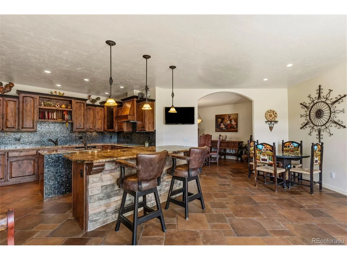 Photo of 28098 Green Valley Ln