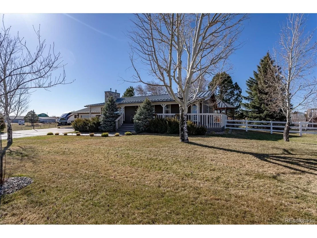 Photo of 41076 Madrid Dr