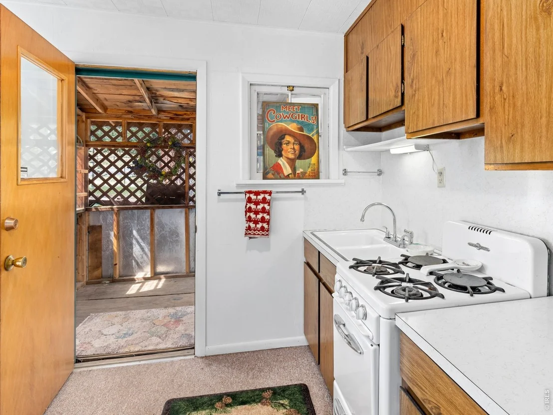 Photo of 1155 Broadview Rd