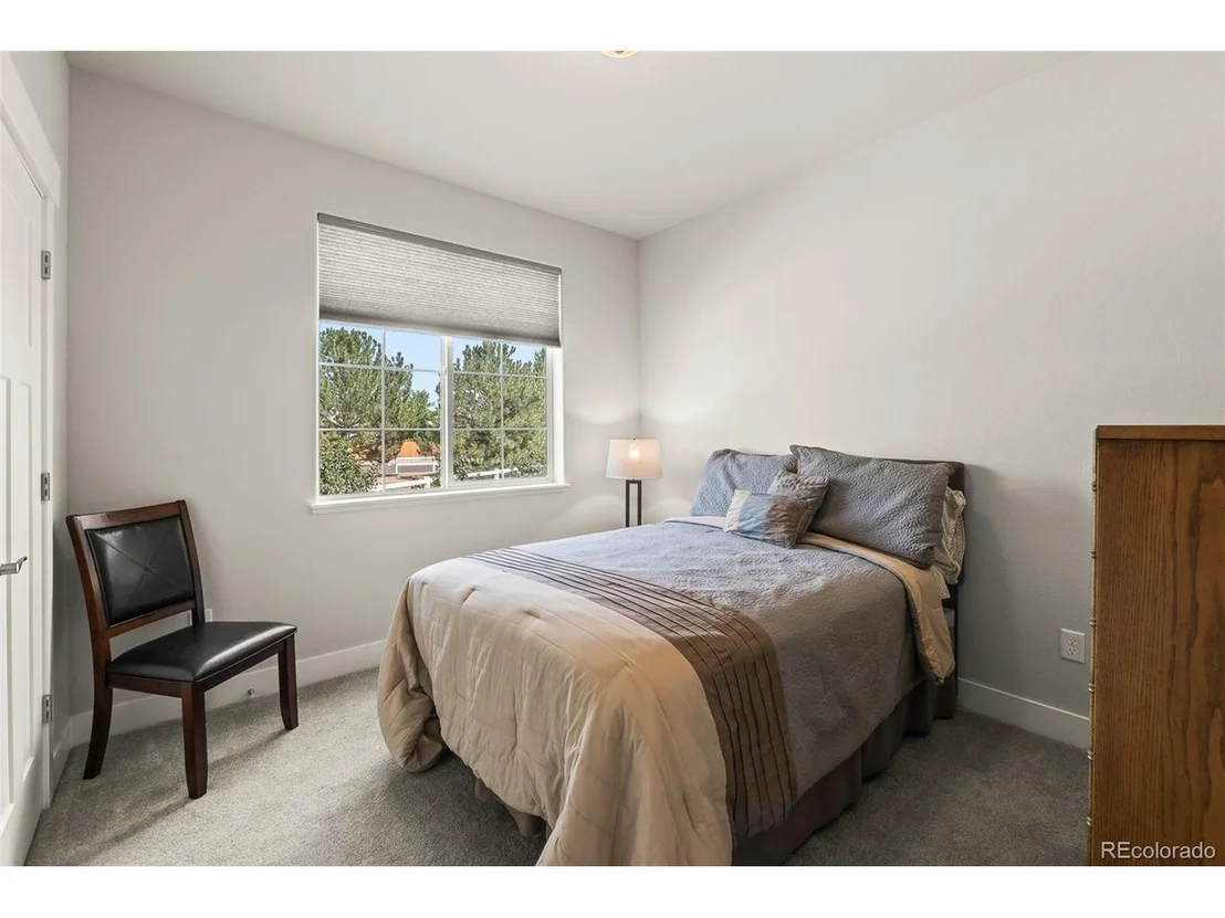 Photo of 401 Cascade Ct