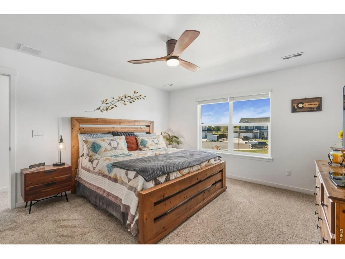 Photo of 438 Bluebird Rd