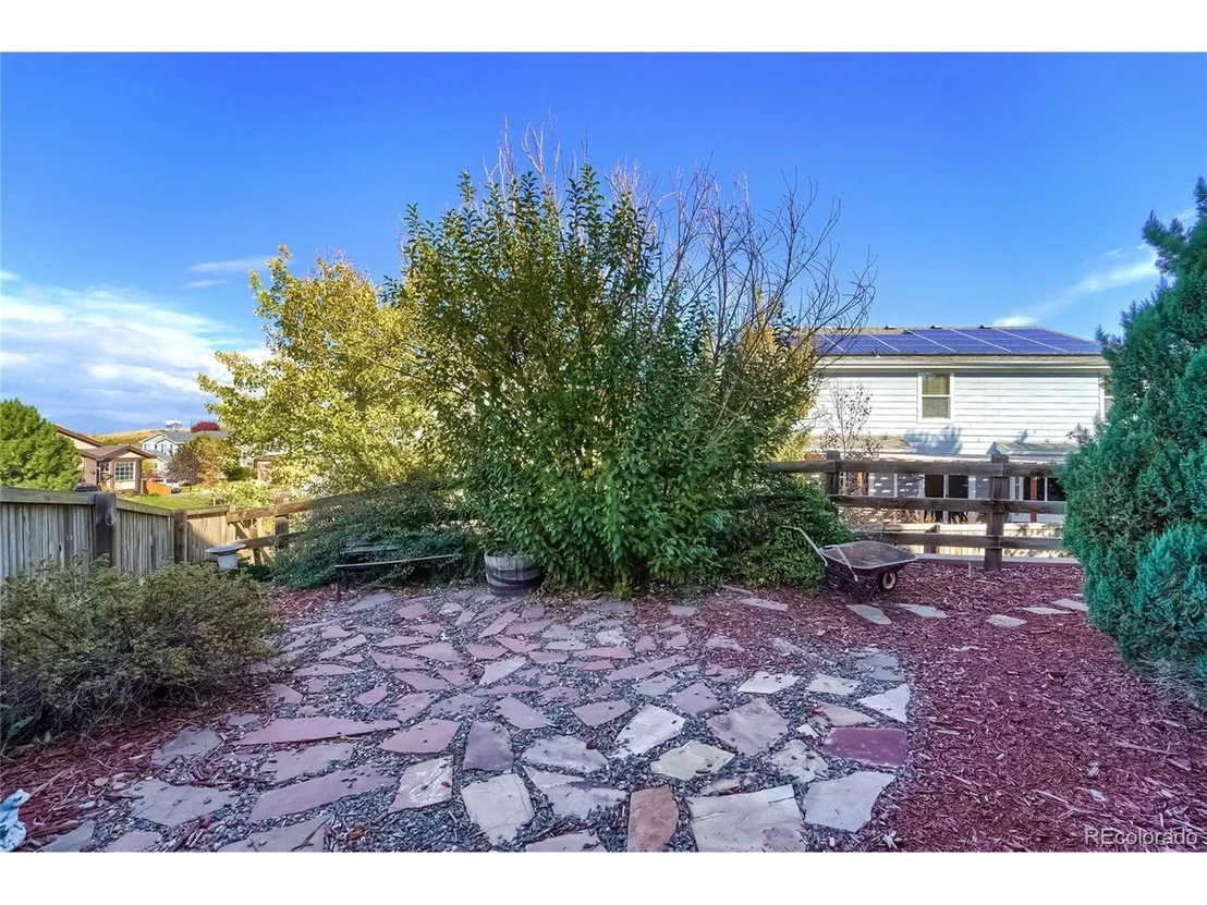 Photo of 2073 Mountain Iris Dr