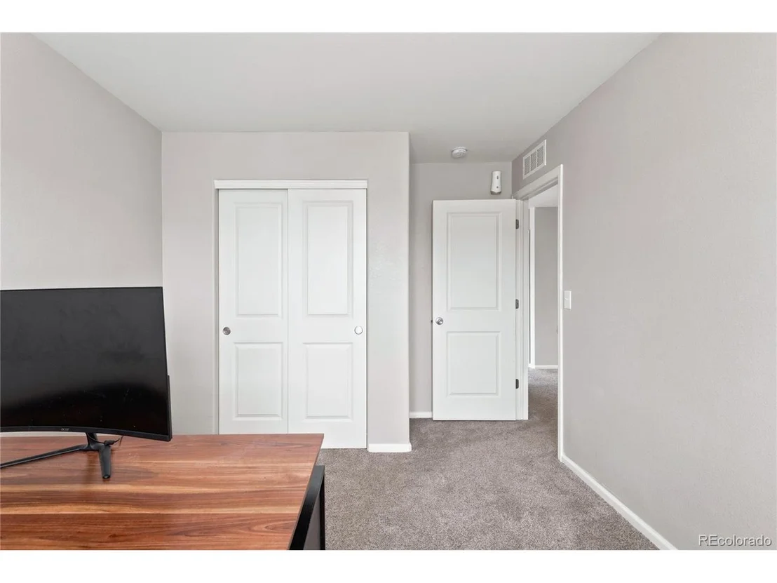 Photo of 47363 Lilac Ave
