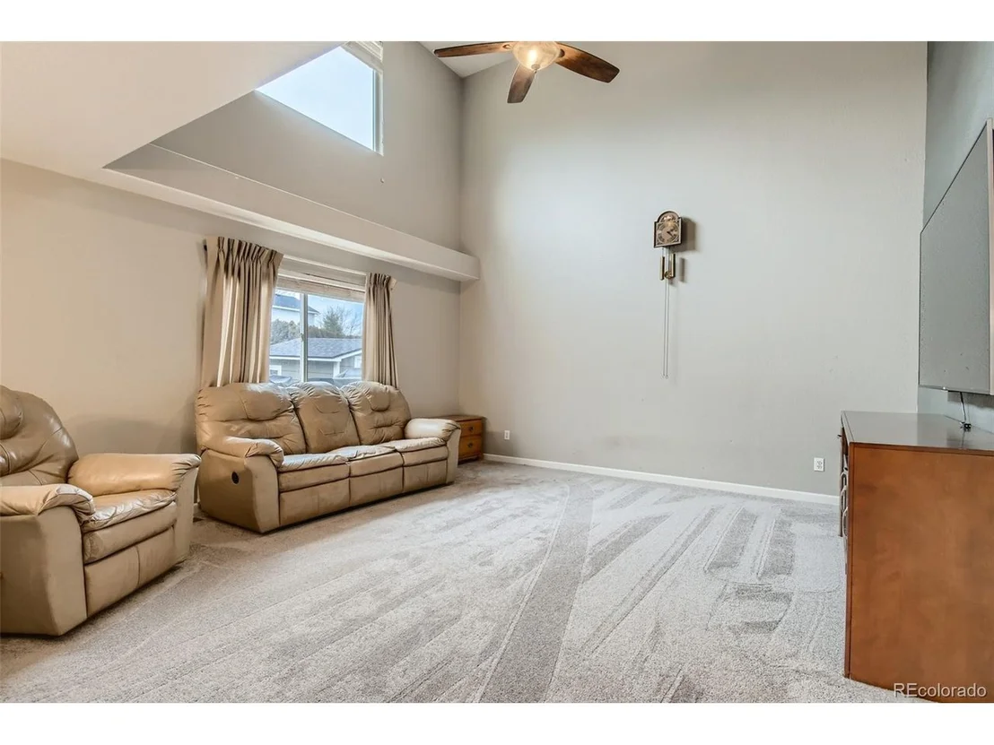 Photo of 13471 Clermont St