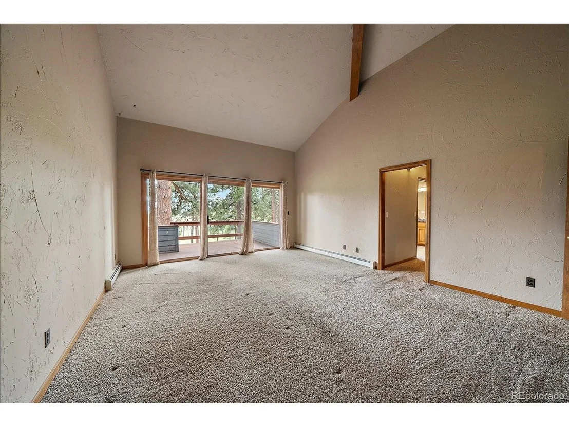 Photo of 395 Spring Ranch Dr