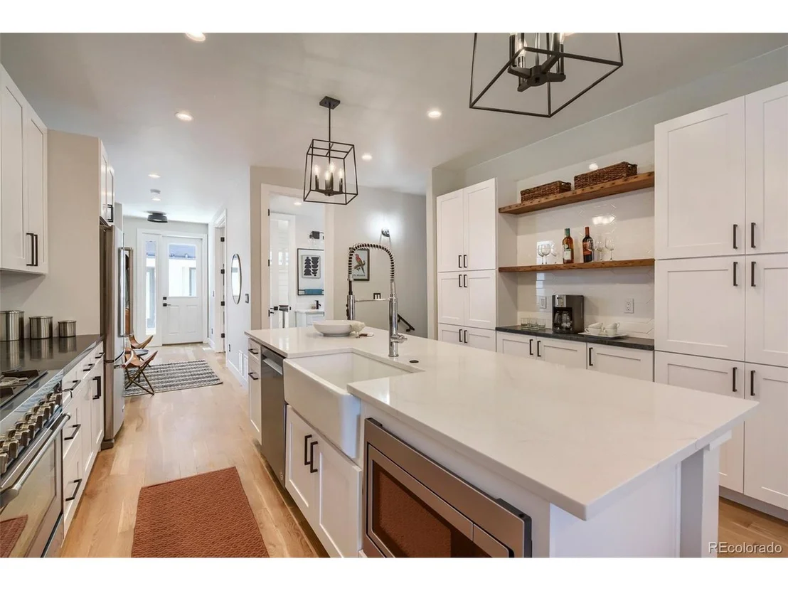 Photo of 3246 N Speer Blvd