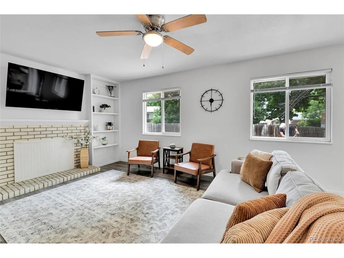 Photo of 9323 Everett Ct