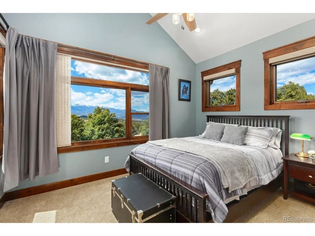 Photo of 5410 Longbranch Rd
