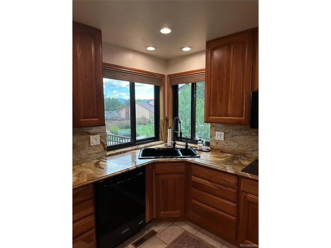Photo of 7454 Queen Cir