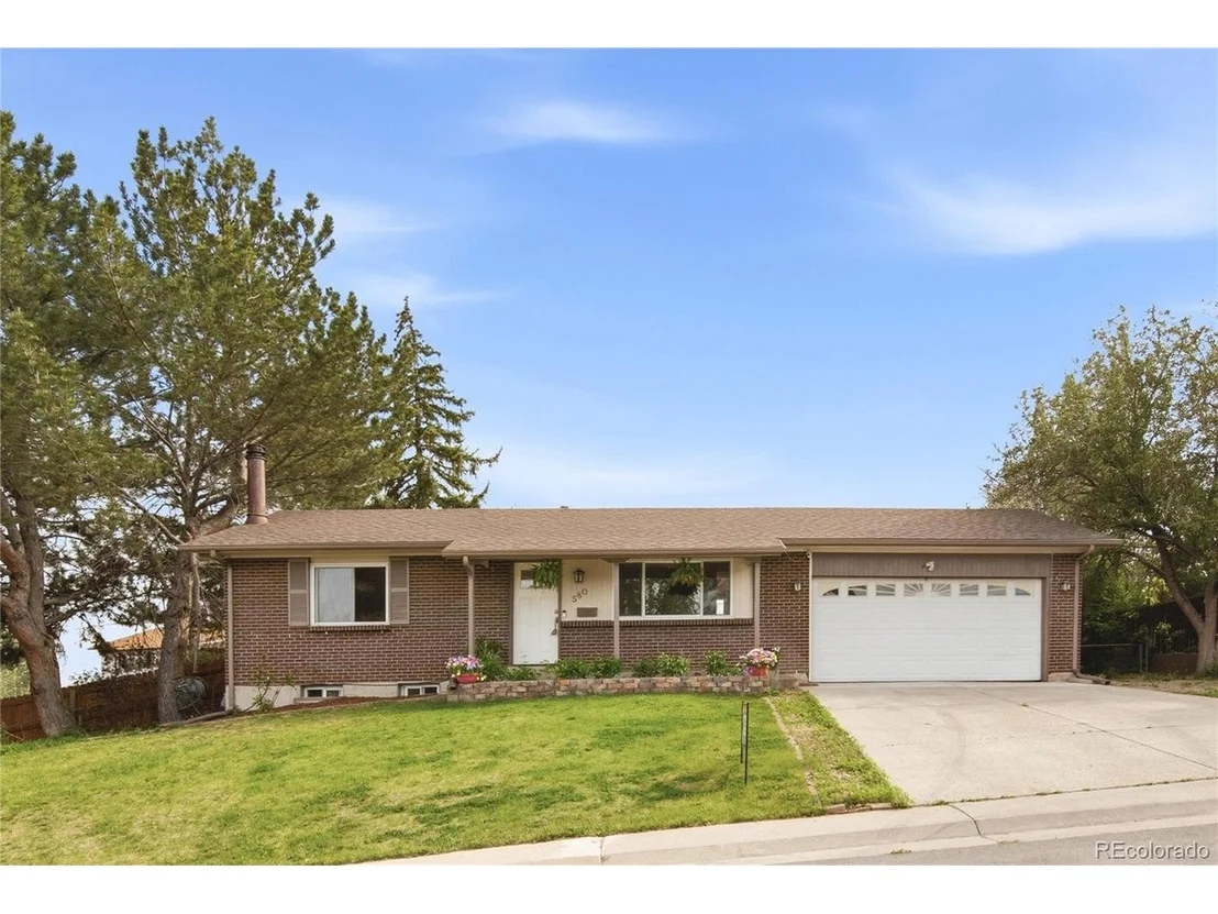 Photo of 580 W 79th Pl